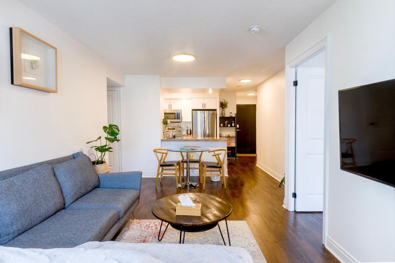 Apartment Near Yonge Finch Subway 2bed 2bath Free Parking *